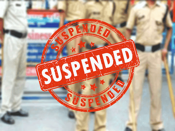 Noida suspends two staff members for negligence and corruption
