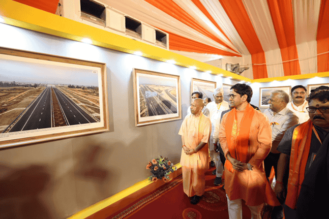CM Yogi Inaugurates New Bridge in Gorakhpur’s Taramandal Area